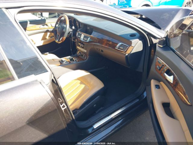 2012 MERCEDES-BENZ CLS 550 WDDLJ7DB3CA043458 Photo 4