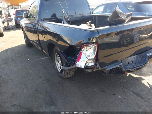 3C6JR6AT9MG513147 RAM 1500 Classic Tradesman 4x2 6&#039;4 Box