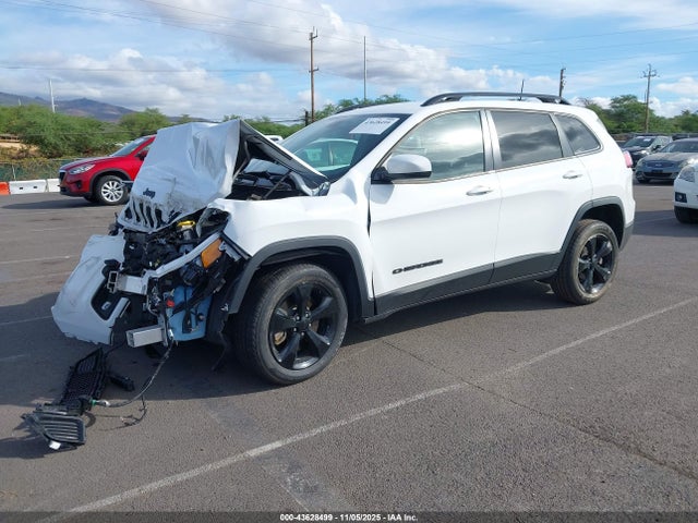 43628499 :رقم المزاد ، 1C4PJLLB8LD650220 vin ، 2020 Jeep Cherokee Altitude Fwd مزاد بيع