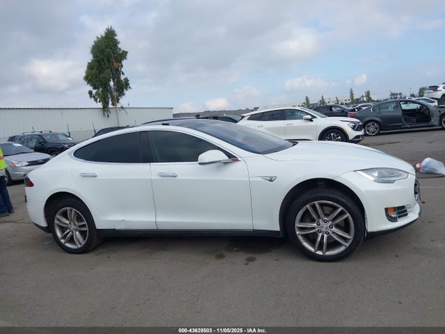 Aukcja sprzedaży 2013 Tesla Model S, vin: 5YJSA1CN6DFP28030, numer aukcji: 43628503