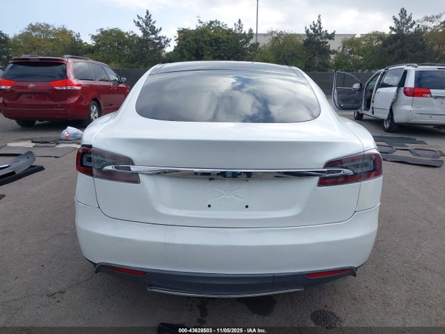 Aukcja sprzedaży 2013 Tesla Model S, vin: 5YJSA1CN6DFP28030, numer aukcji: 43628503