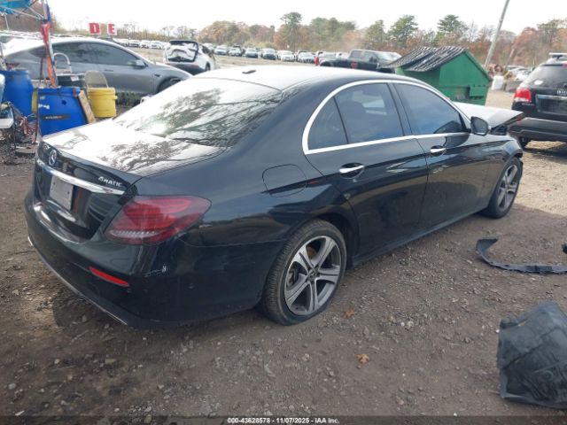 2018 MERCEDES-BENZ E 300 WDDZF4KB1JA320909 Photo 3