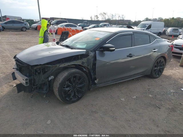 Nissan Maxima 2018 1N4AA6AP2JC387320 Image 2