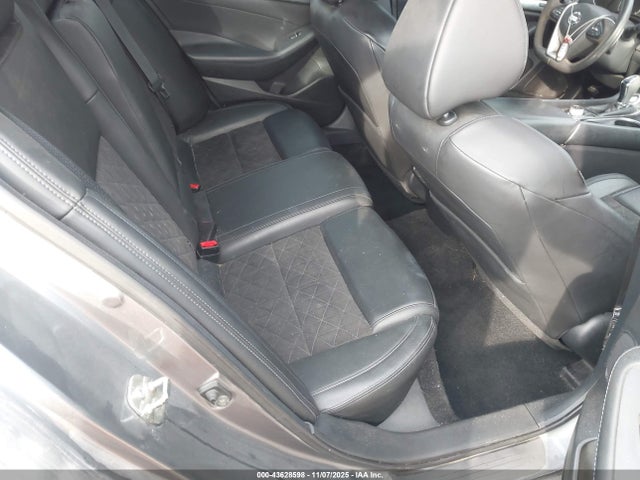 Nissan Maxima 2018 1N4AA6AP2JC387320 Image 8