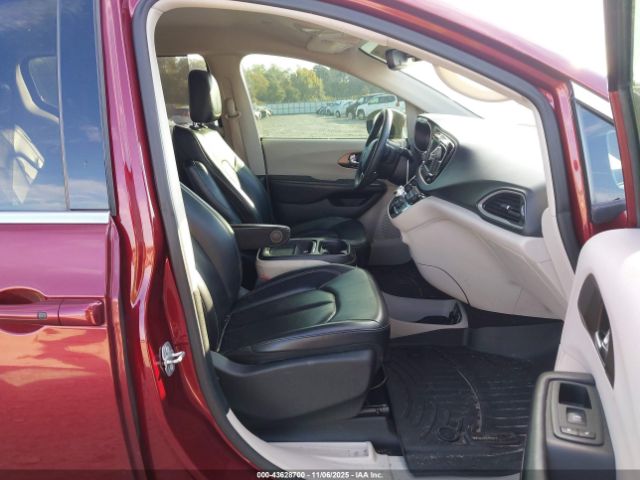 2020 CHRYSLER VOYAGER 2C4RC1DG8LR148354 Photo 4