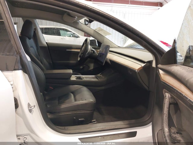 2023 TESLA MODEL 3 5YJ3E1EC6PF622332 Photo 4