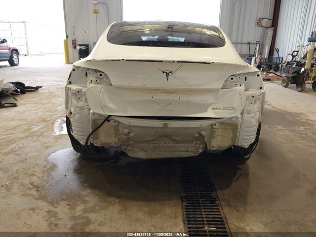 2023 TESLA MODEL 3 5YJ3E1EC6PF622332 Photo 5