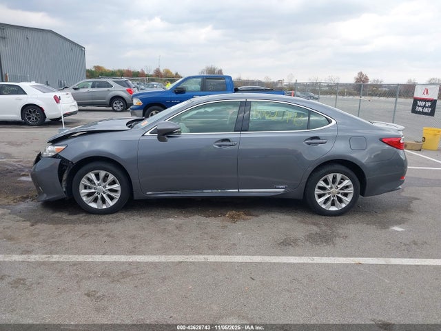 Lexus ES 300H 2014 JTHBW1GG2E2071565 Image 14