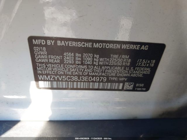 2018 MINI COUNTRYMAN WMZYV5C38J3E04979 Photo 8