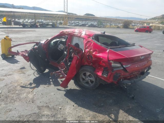 2021 HYUNDAI ELANTRA 5NPLL4AG6MH027882 Photo 2