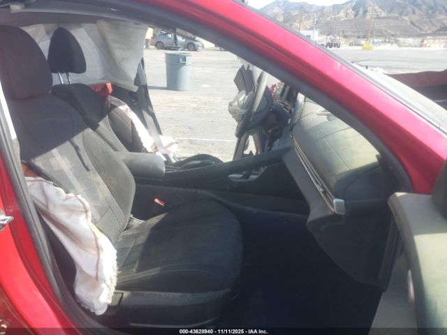 2021 HYUNDAI ELANTRA 5NPLL4AG6MH027882 Photo 4