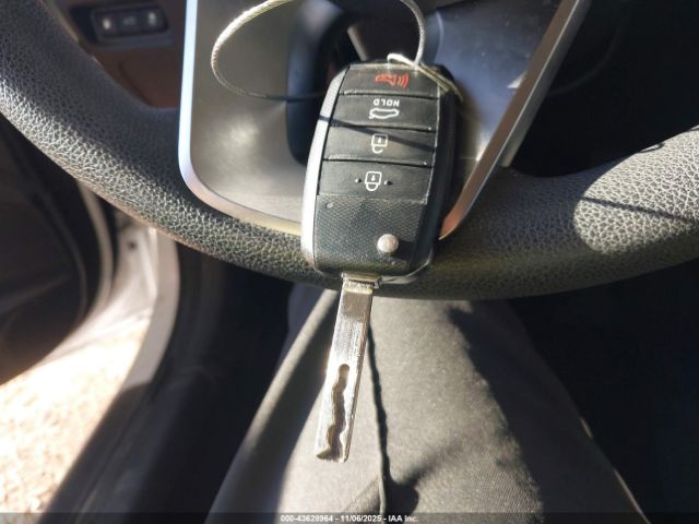 2019 KIA OPTIMA 5XXGT4L3XKG285293 Photo 10