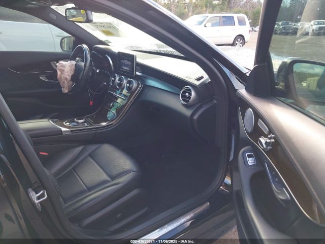 2017 MERCEDES-BENZ C 300 WDDWF4KB5HR242701 Photo 4