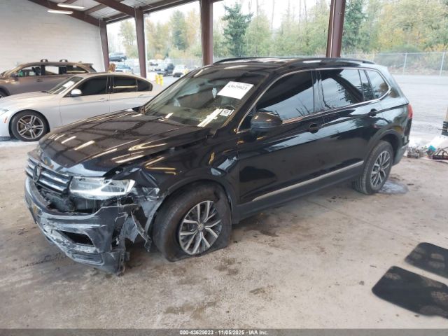 2018 VOLKSWAGEN TIGUAN 3VV3B7AX9JM213704 Photo 1