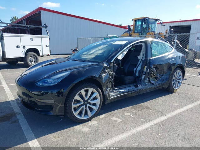 2018 TESLA MODEL 3 5YJ3E1EA8JF169904 Photo 1