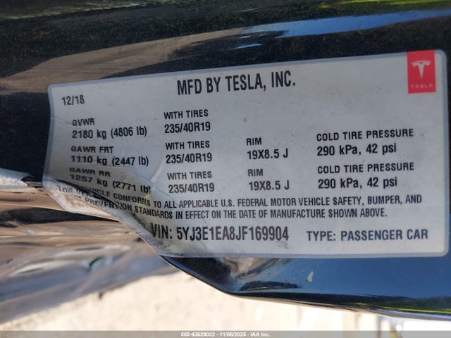 2018 TESLA MODEL 3 5YJ3E1EA8JF169904 Photo 8