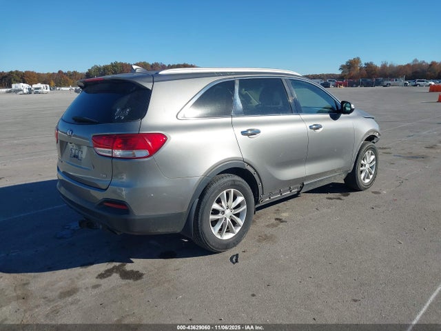 2017 KIA SORENTO 5XYPG4A37HG257219 Photo 3