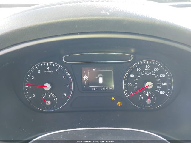 2017 KIA SORENTO 5XYPG4A37HG257219 Photo 6