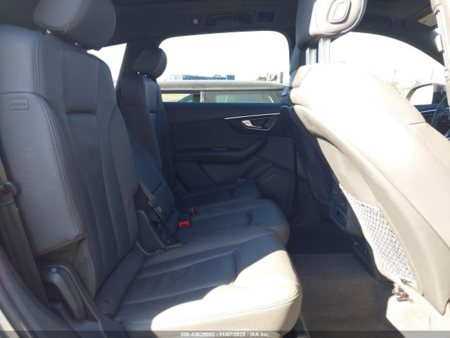 2023 AUDI Q7 WA1ACBF7XPD011614 Photo 7