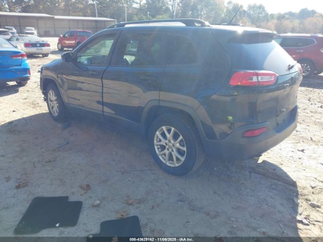 2016 JEEP CHEROKEE 1C4PJLAB7GW281847 Photo 2
