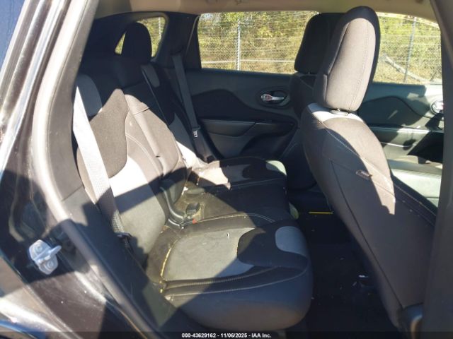 2016 JEEP CHEROKEE 1C4PJLAB7GW281847 Photo 7