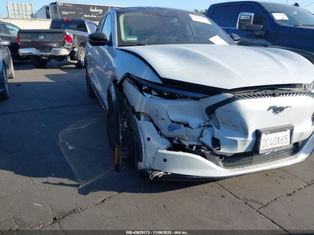 2021 FORD MUSTANG MACH-E 3FMTK2R78MMA08266 Photo 5