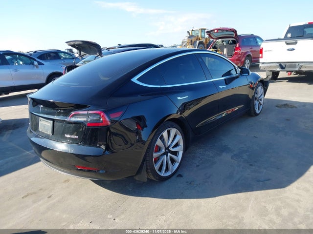 2019 TESLA MODEL 3 5YJ3E1EB8KF413691 Photo 3