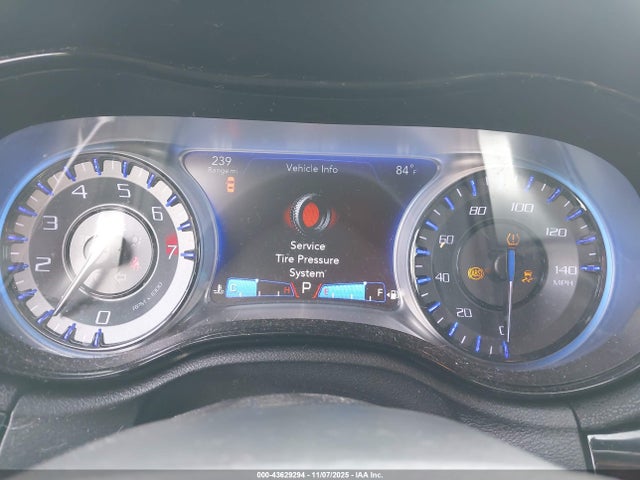 2018 CHRYSLER 300 2C3CCABG0JH192347 Photo 6