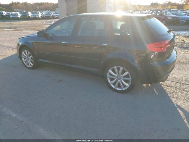 2011 AUDI A3 WAUBEAFM7BA154029 Photo 2