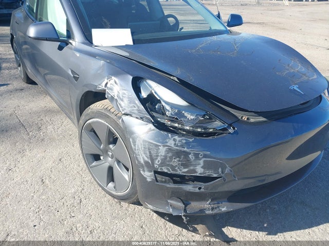 2022 TESLA MODEL 3 5YJ3E1EB1NF106688 Photo 5