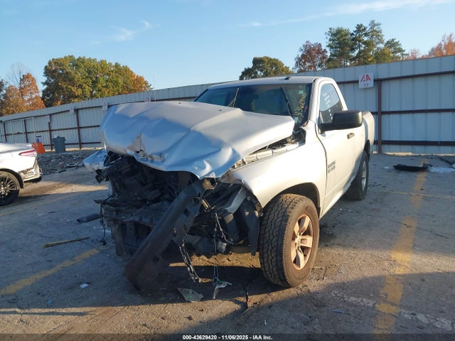 Продаж на аукціоні авто 2017 Ram 1500 Express  4x2 6'4 Box, vin: 3C6JR6AG5HG712642, номер лоту: 43629420