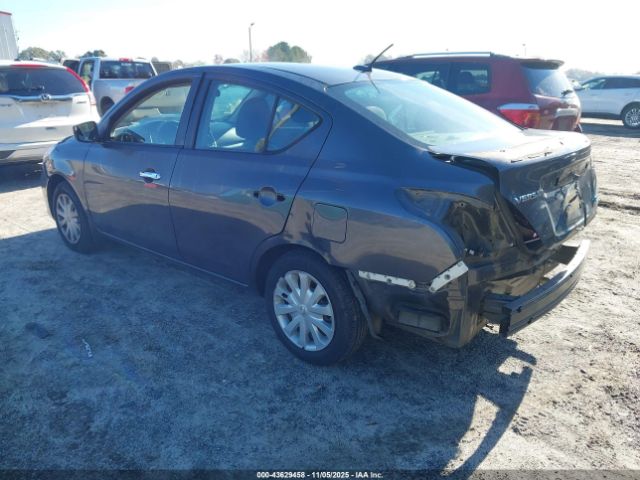 2015 NISSAN VERSA 3N1CN7AP0FL942082 Photo 2