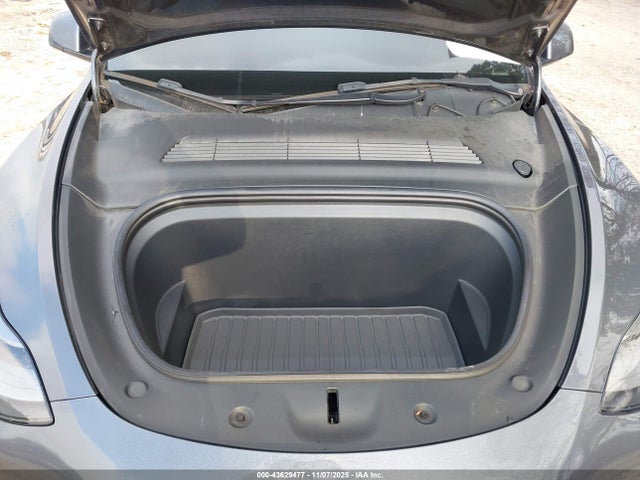 2021 TESLA MODEL Y 5YJYGDEFXMF267964 Photo 9