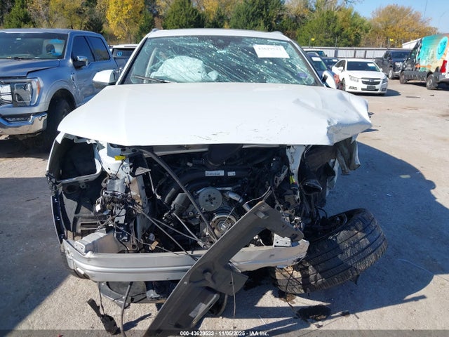 2023 Audi Q7 Premium Plus 55 Tfsi Quattro Tiptronic მანქანა იყიდება აუქციონზე, vin: WA1LXBF73PD020670, აუქციონის ნომერი: 43629533