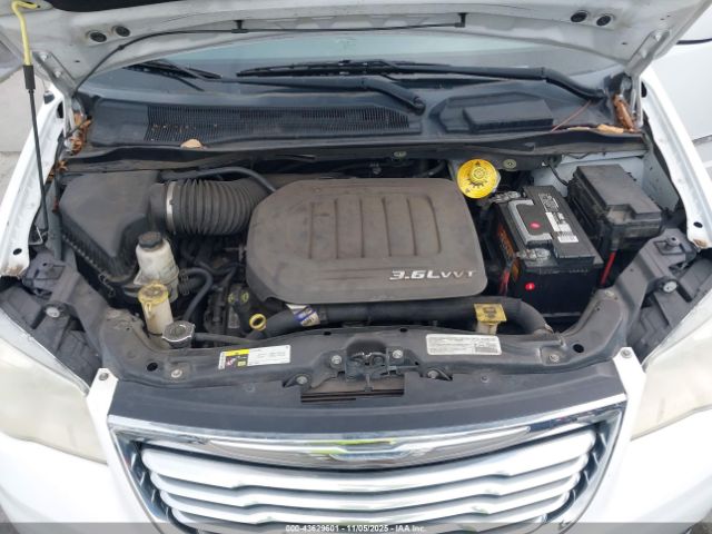 2014 CHRYSLER TOWN & COUNTRY 2C4RC1BG8ER435800 Photo 9