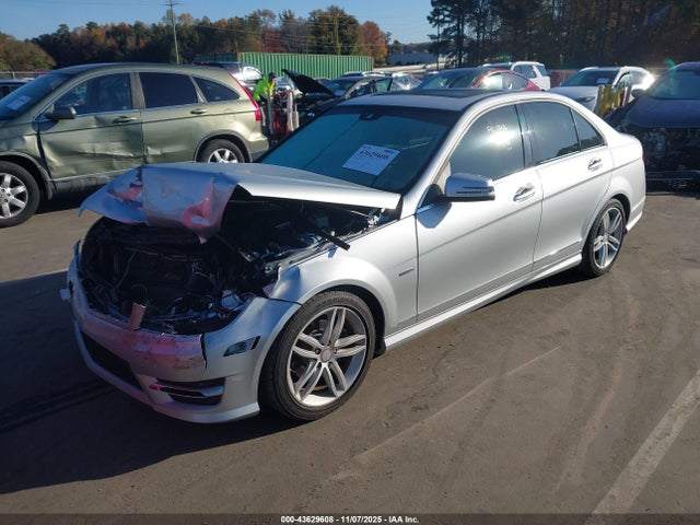 Продаж на аукціоні авто 2012 Mercedes-benz C 250 Luxury/sport, vin: WDDGF4HB9CA601941, номер лоту: 43629608