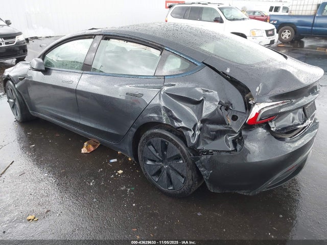 2025 TESLA MODEL 3 5YJ3E1EA6SF878669 Photo 2