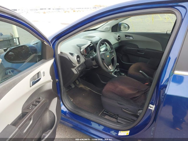 1G1JD5SH3E4111188 Chevrolet Sonic Lt Manual