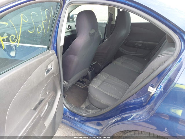 1G1JD5SH3E4111188 Chevrolet Sonic Lt Manual