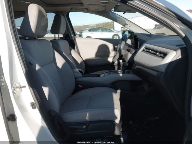 2016 HONDA HR-V 3CZRU6H52GM738978 Photo 4