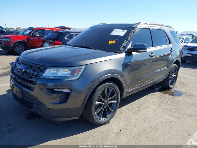 2018 FORD EXPLORER 1FM5K7D81JGB32083 Photo 1