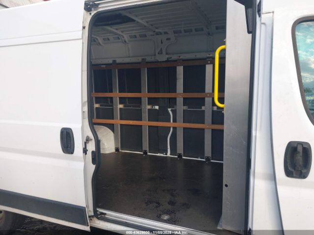 2022 RAM PROMASTER 2500 3C6LRVDG6NE128644 Photo 7