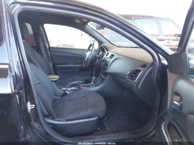 2014 CHRYSLER 200 1C3CCBAB5EN230695 Photo 4