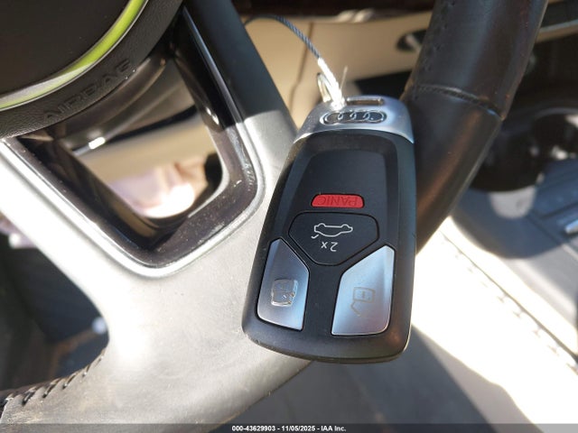 2019 AUDI A4 WAUDNAF41KA111489 Photo 10