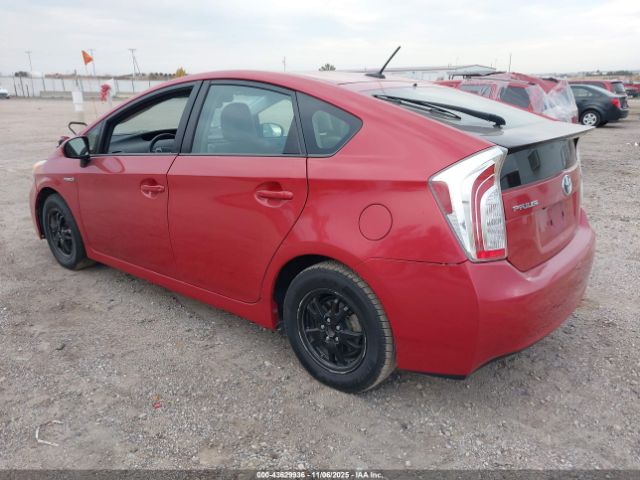 2015 TOYOTA PRIUS JTDKN3DUXF1976072 Photo 2