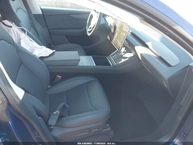 43629983 :رقم المزاد ، 7SAYGDED1TF425642 vin ، 2026 Tesla Model Y Rwd مزاد بيع