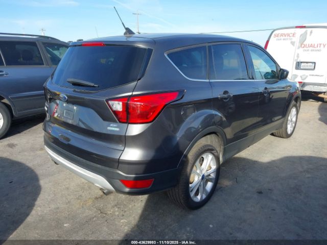 2019 FORD ESCAPE 1FMCU0GDXKUB64423 Photo 3