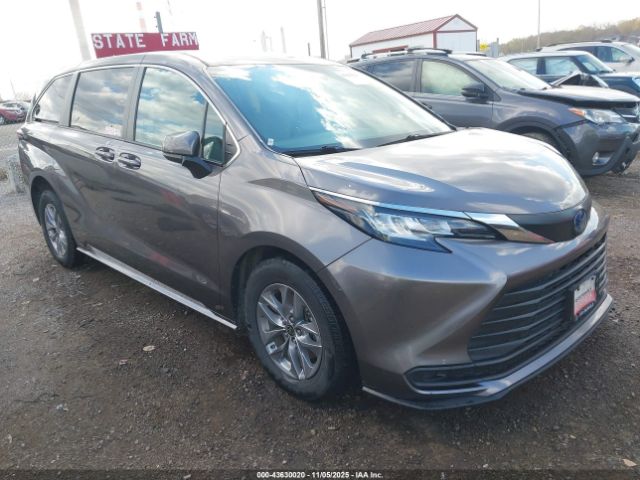 2023 TOYOTA SIENNA 5TDKRKEC2PS156450