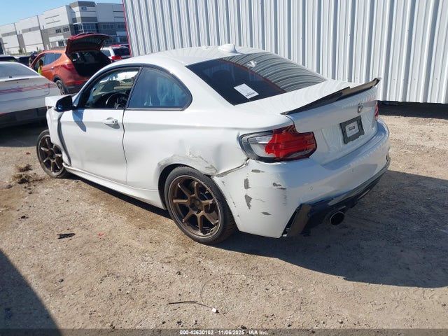 2016 BMW M235I WBA1J7C59GV290251 Photo 2