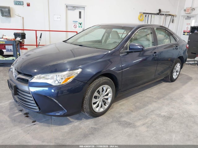 2017 Toyota Camry Le მანქანა იყიდება აუქციონზე, vin: 4T1BF1FK9HU768971, აუქციონის ნომერი: 43630120